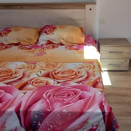 Holiday home Sea Wave House *